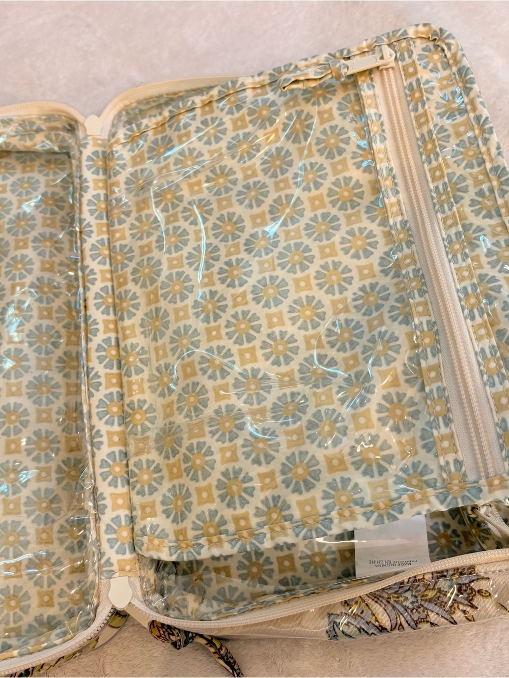 Pottery Barn Floral Tile Pattern Plastic Coated Cosmetic Case Cream Light Blue - Picture 6 of 12